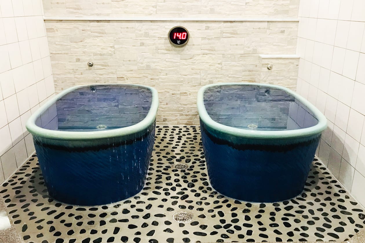 寒冷壺風呂(約14℃)