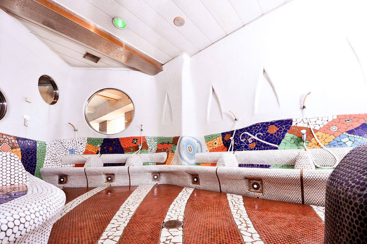 グエルスチームサウナ