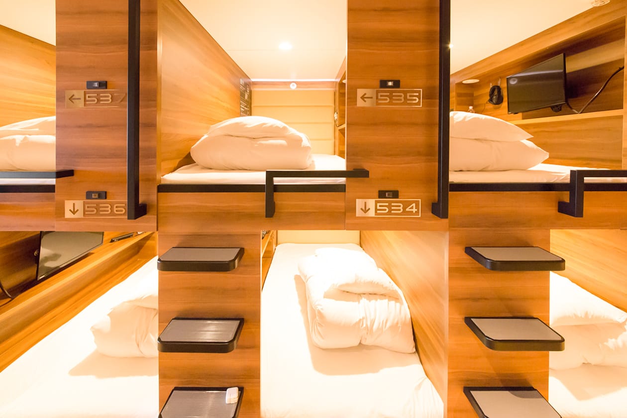 カプセルフロア