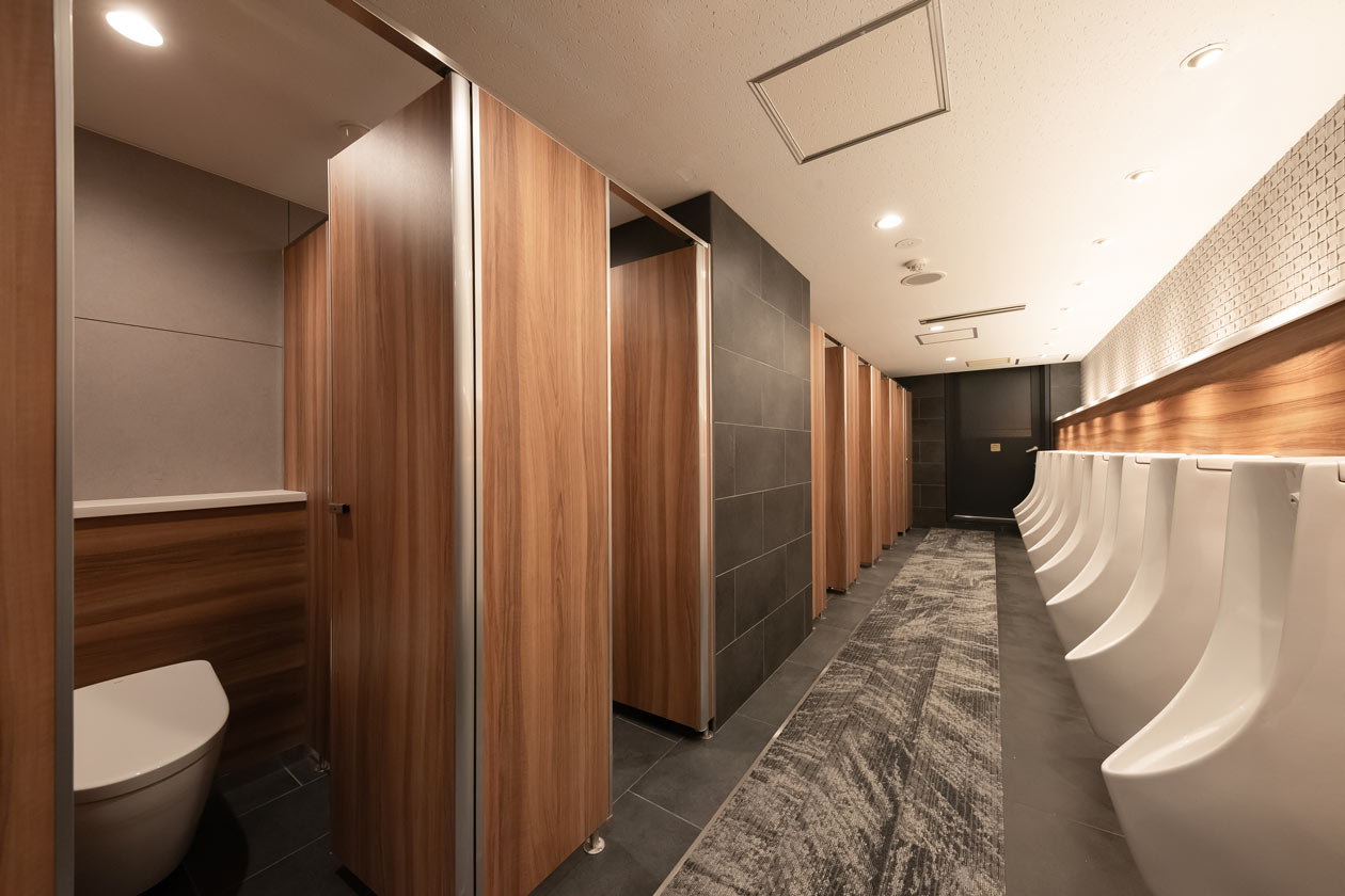 カプセル階トイレ