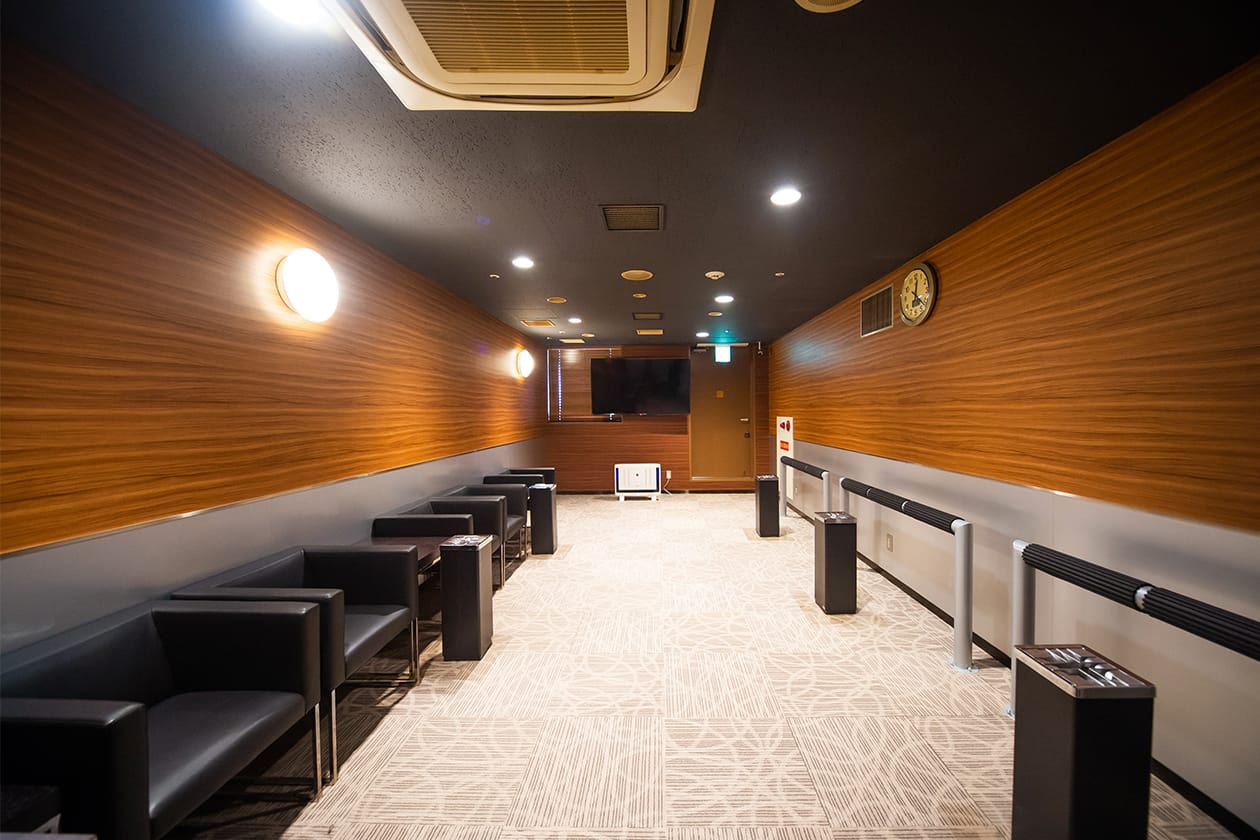 喫煙ルーム（10階）